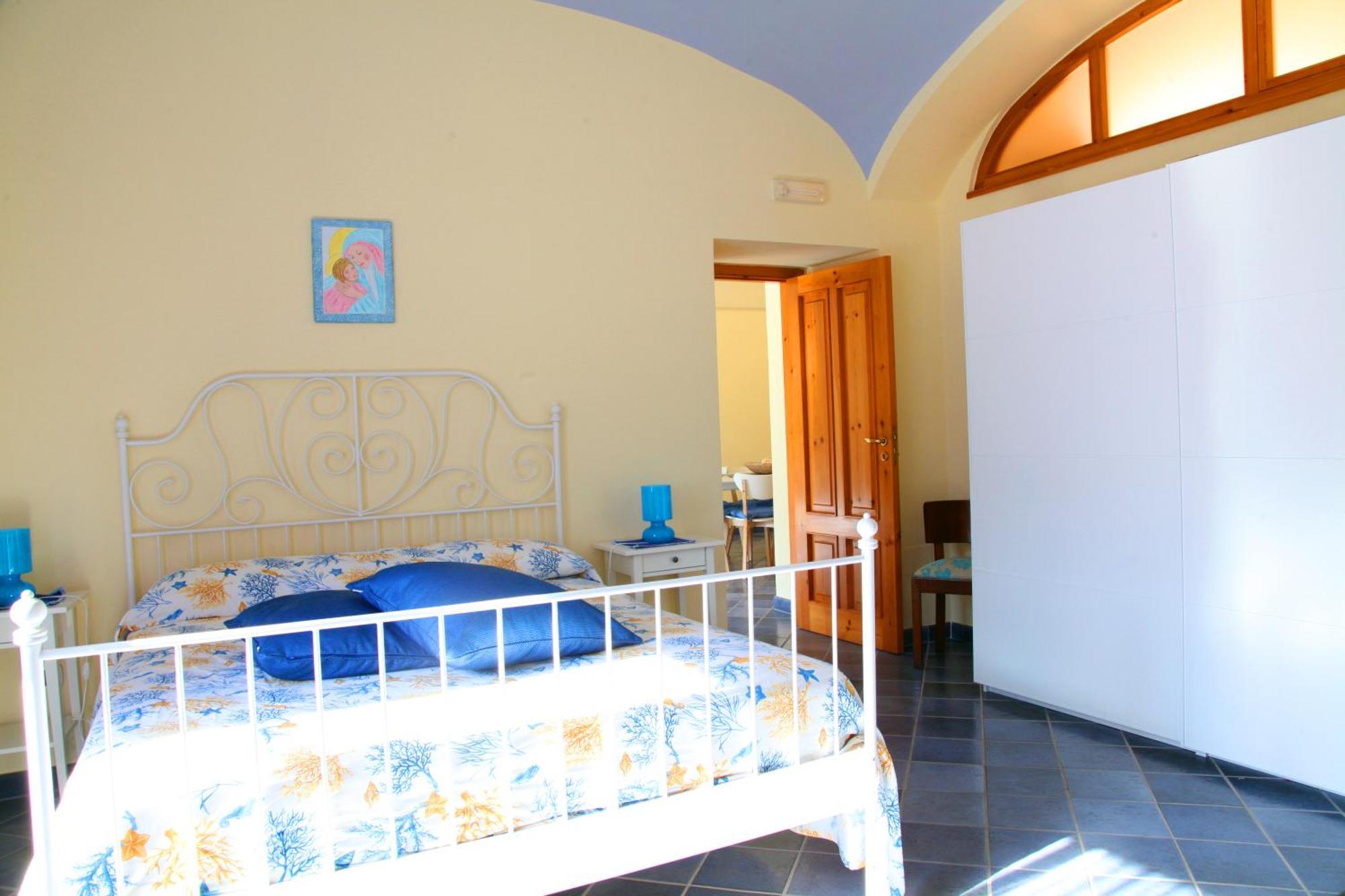Le Terrazze Di Cristina Bed & Breakfast Vietri Bagian luar foto